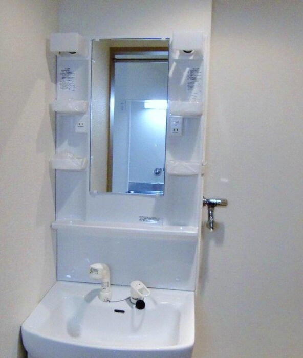 物件内観写真11　(洗面)