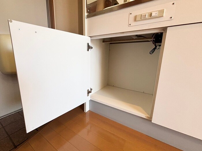 物件内観写真22　(収納)