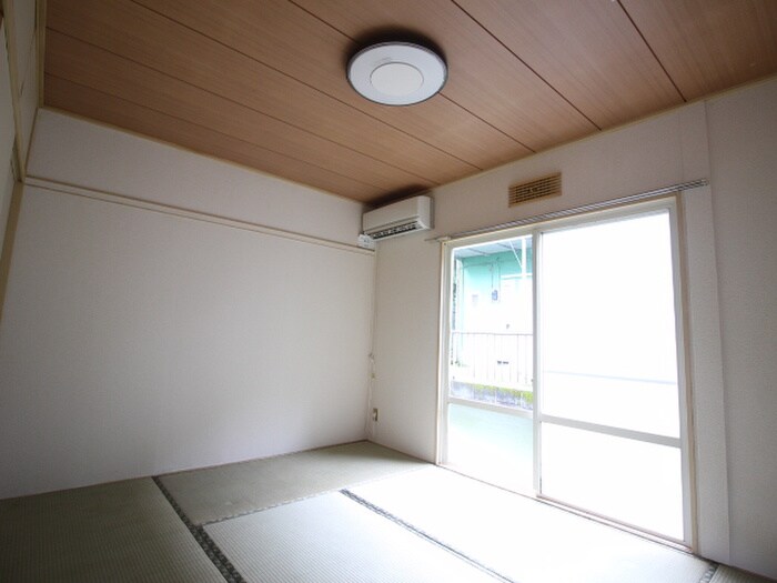 物件内観写真9　(居室)