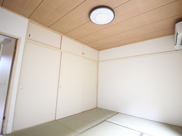 物件内観写真10　(居室)