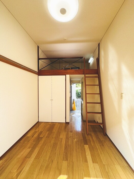 物件内観写真7　(居室)