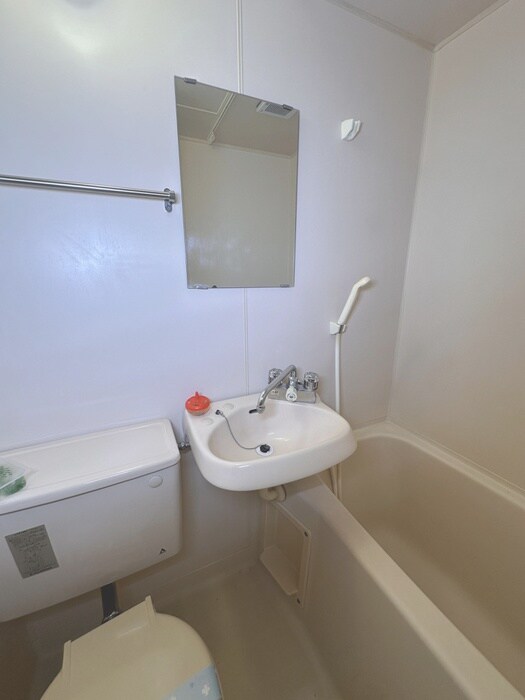 物件内観写真13　(洗面)