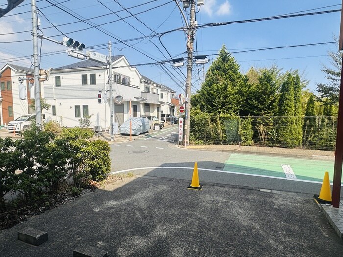 物件内観写真22　(室内からの展望)