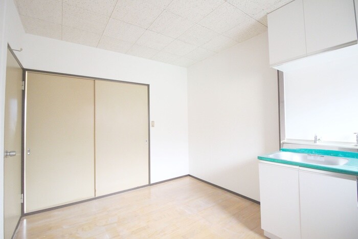 物件内観写真13　(居室)