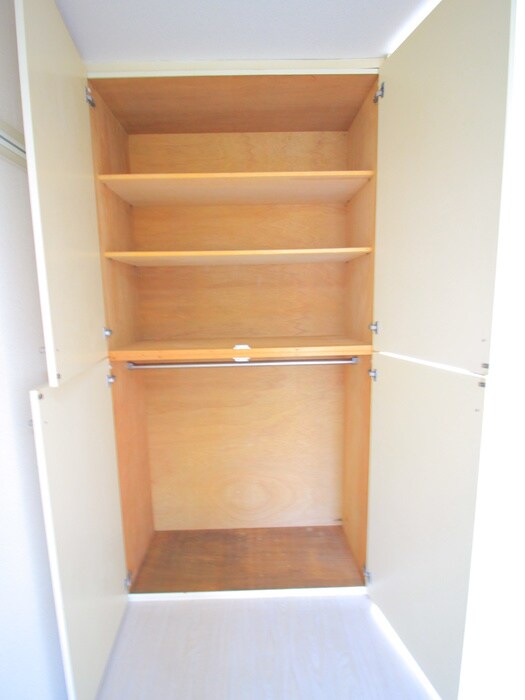 物件内観写真9　(収納)