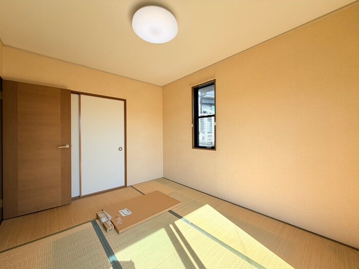 物件内観写真8　(居室)