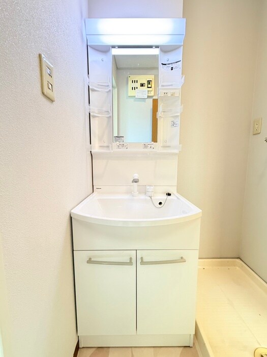 物件内観写真12　(洗面)