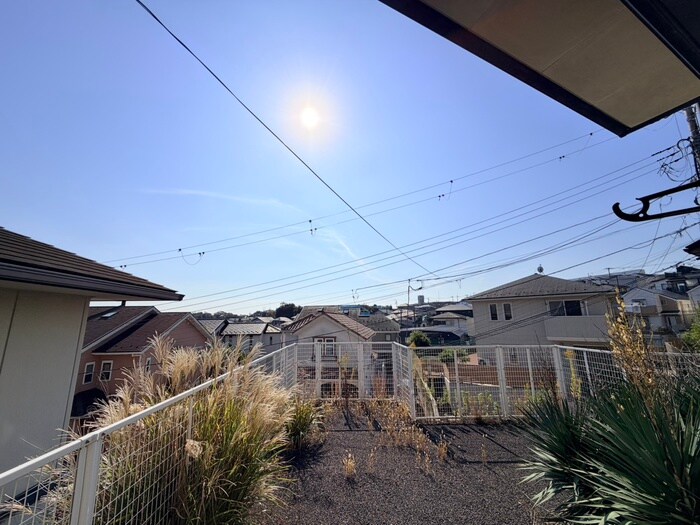 物件内観写真22　(室内からの展望)