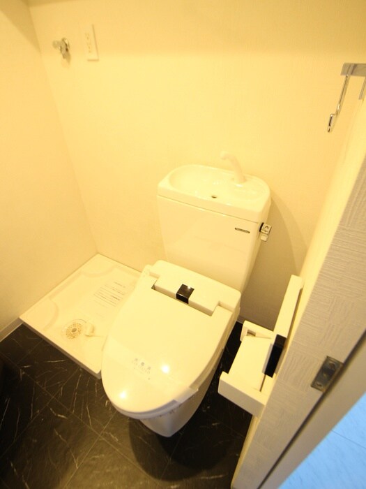 物件内観写真13　(トイレ)