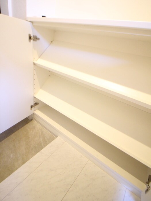 物件内観写真17　(靴箱)