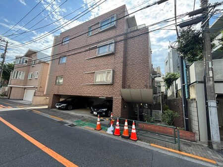 保坂レジデンス（１０２）外観写真