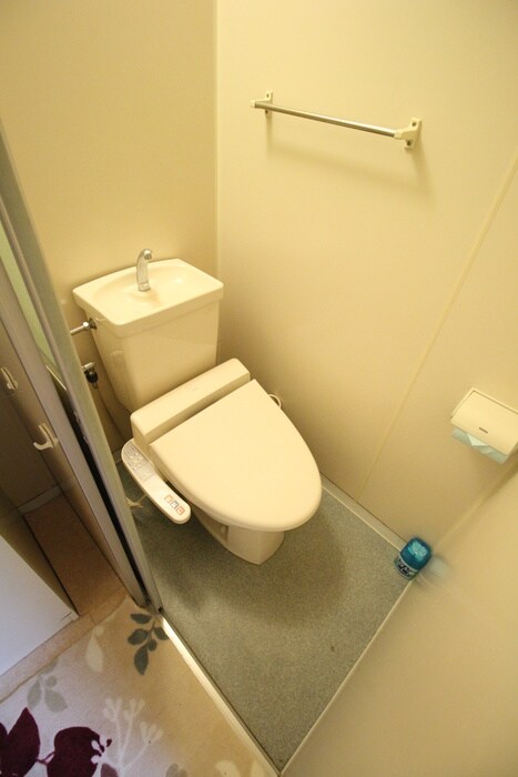 物件内観写真16　(トイレ)