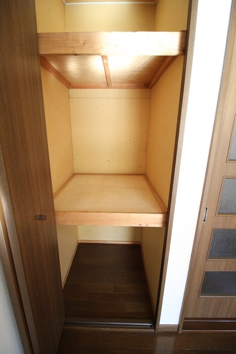 物件内観写真12　(洗面)