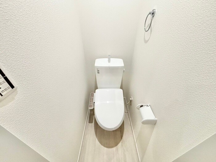 物件内観写真11　(トイレ)