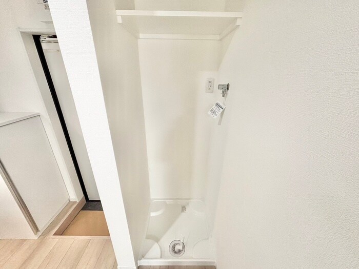 物件内観写真17　(洗濯機置場)