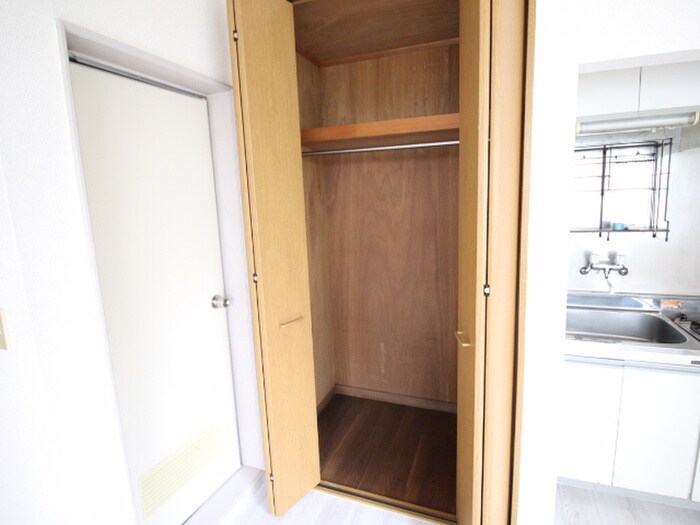 物件内観写真11　(収納)
