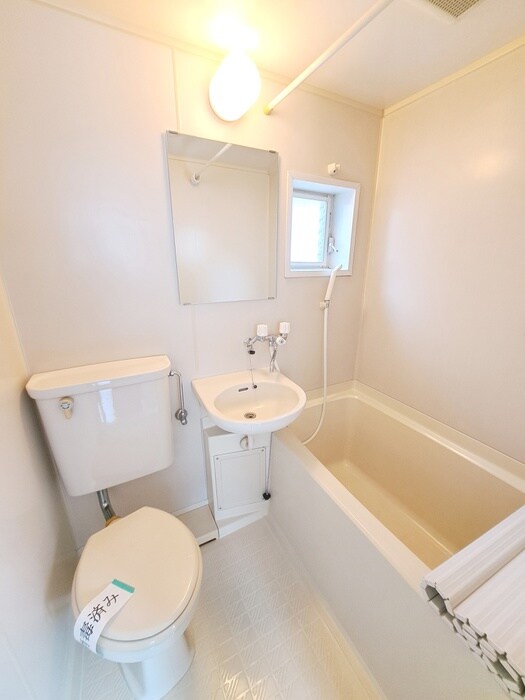 物件内観写真12　(バス／シャワールーム等)