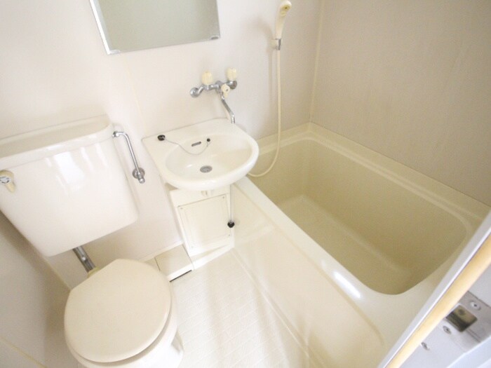 物件内観写真13　(バス／シャワールーム等)