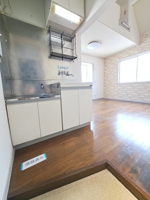 物件内観写真16　(玄関)