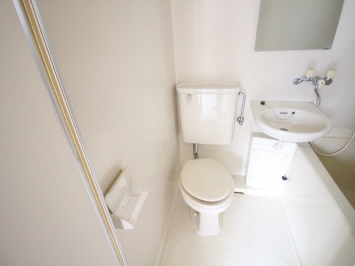 物件内観写真18　(トイレ)