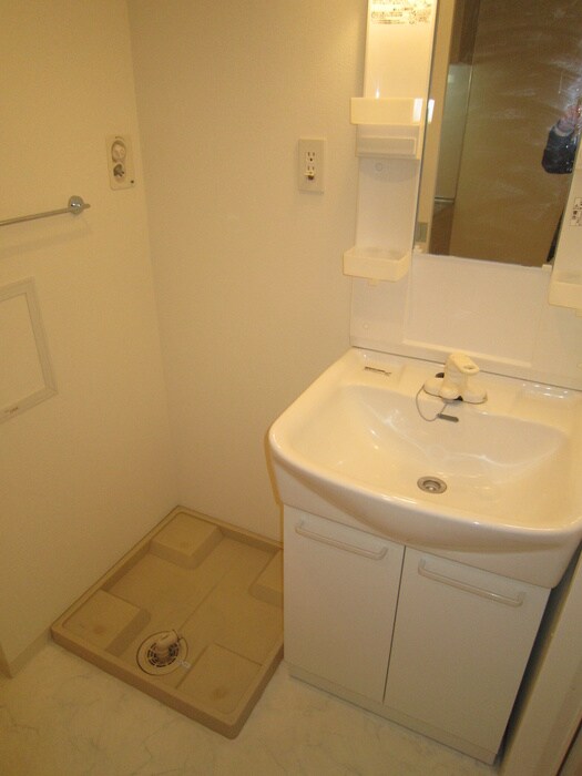 物件内観写真9　(洗面)