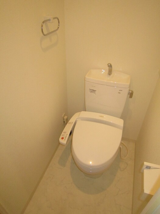 物件内観写真11　(トイレ)