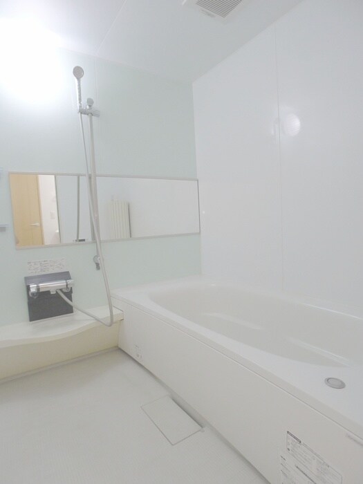 物件内観写真11　(バス／シャワールーム等)