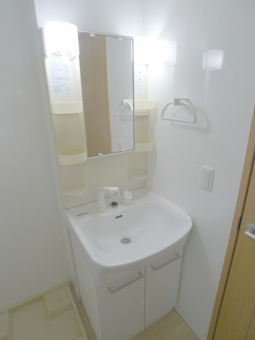 物件内観写真13　(洗面)