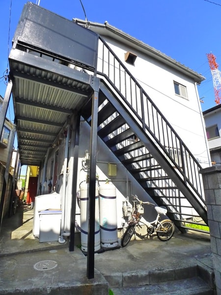 静和ハイム外観写真
