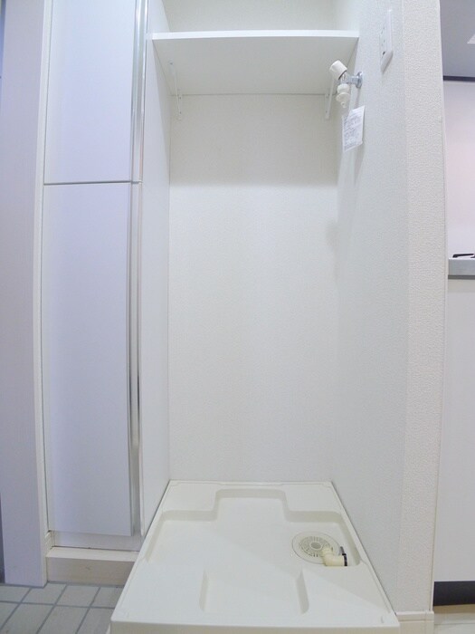 物件内観写真20　(洗濯機置場)