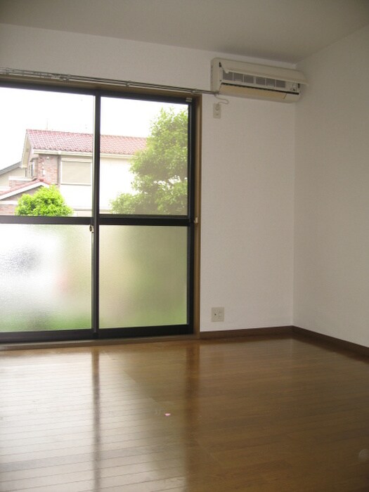 物件内観写真6　(居室)