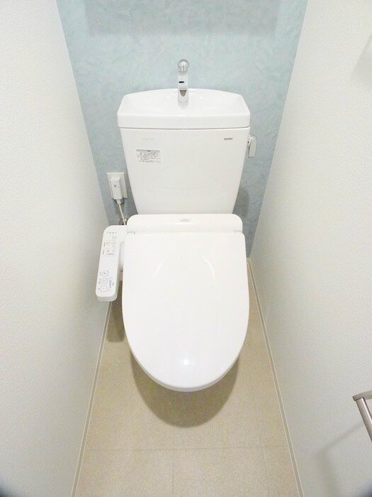 物件内観写真15　(トイレ)