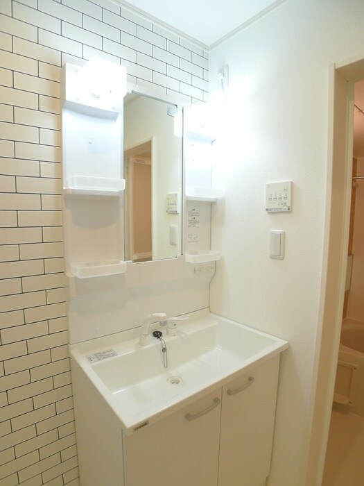 物件内観写真15　(洗面)
