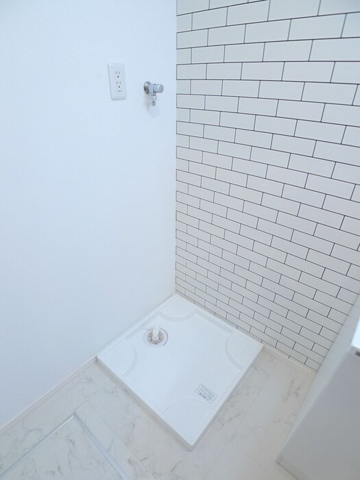 物件内観写真20　(洗濯機置場)