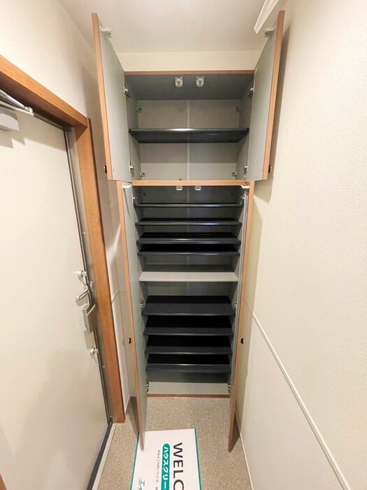 物件内観写真19　(靴箱)