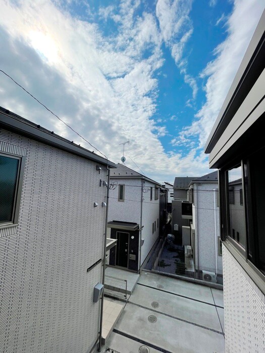 物件内観写真21　(室内からの展望)