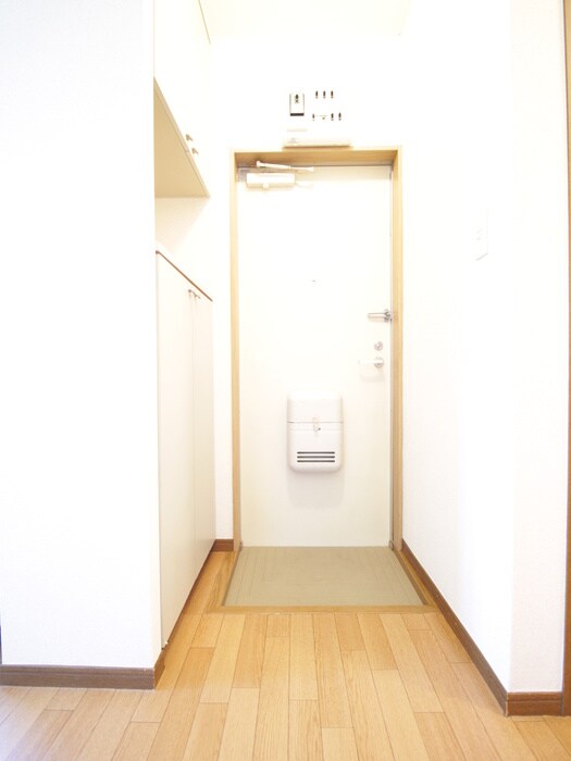 物件内観写真17　(廊下)