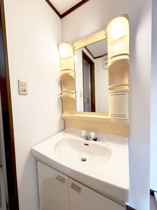 物件内観写真10　(洗面)