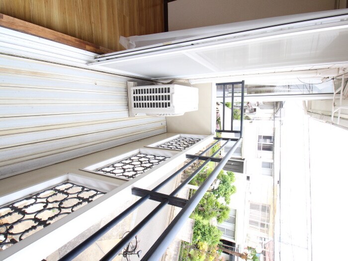 物件内観写真10　(ベランダ・バルコニー)