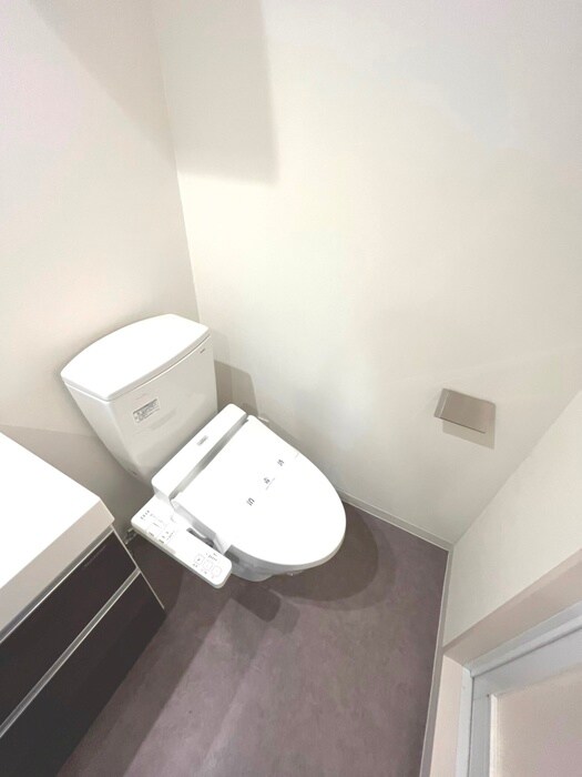 物件内観写真16　(トイレ)