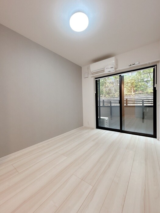 物件内観写真6　(居室)