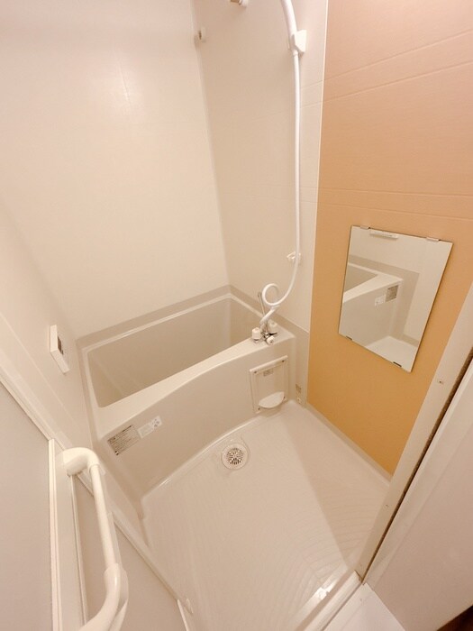 物件内観写真10　(バス／シャワールーム等)