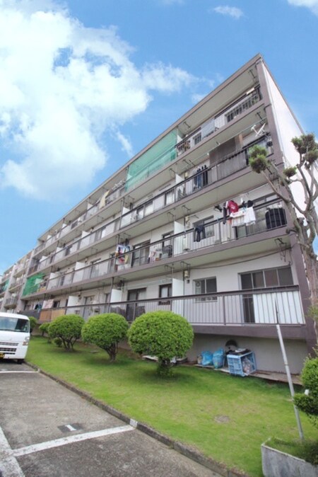 中銀青木公園団地2号棟（105）外観写真