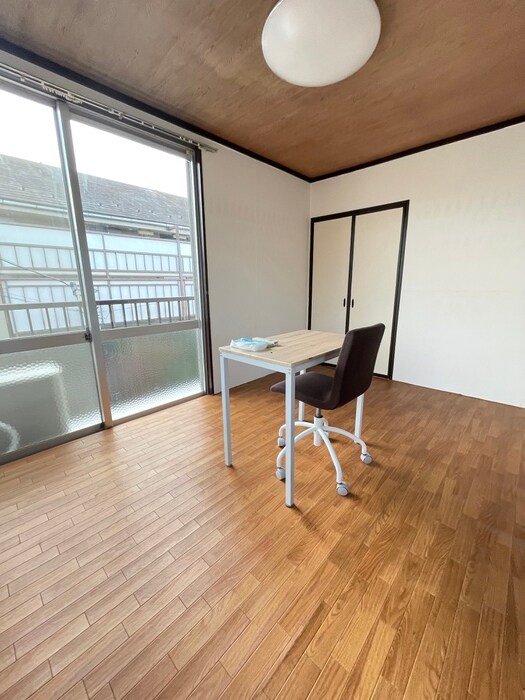 物件内観写真14　(居室)