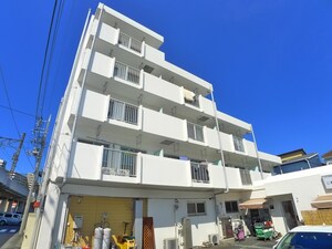第２ロイヤルマンション外観写真