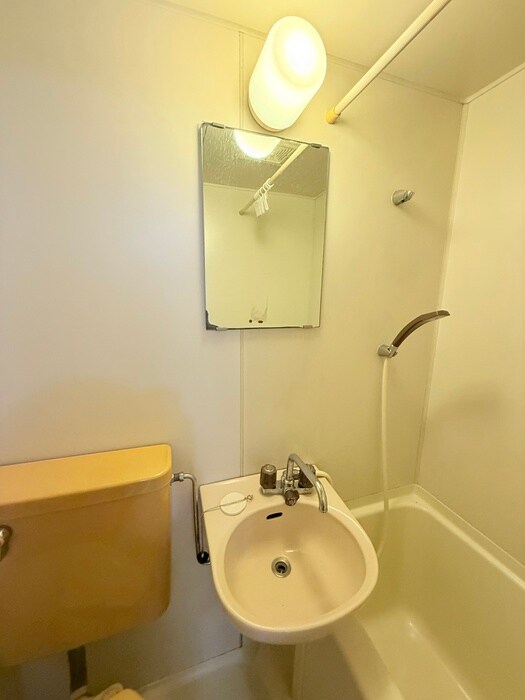 物件内観写真13　(洗面)