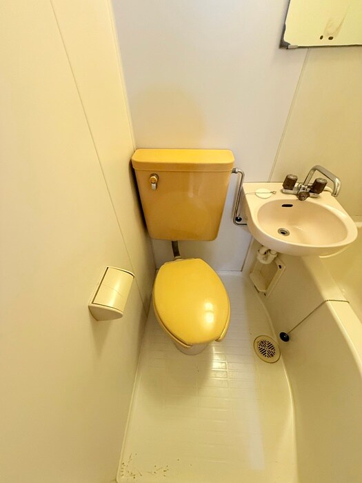 物件内観写真14　(トイレ)