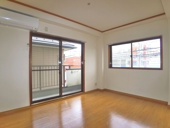 物件内観写真7　(居室)