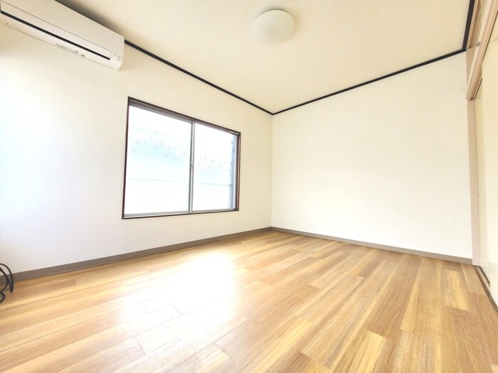 物件内観写真6　(居室)