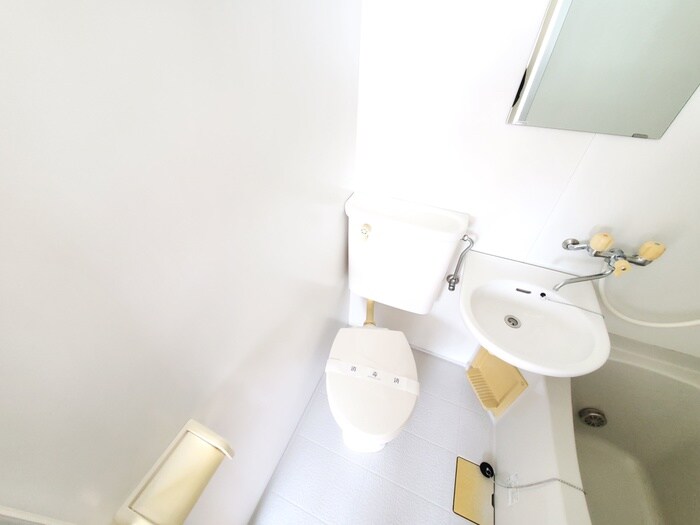 物件内観写真11　(トイレ)